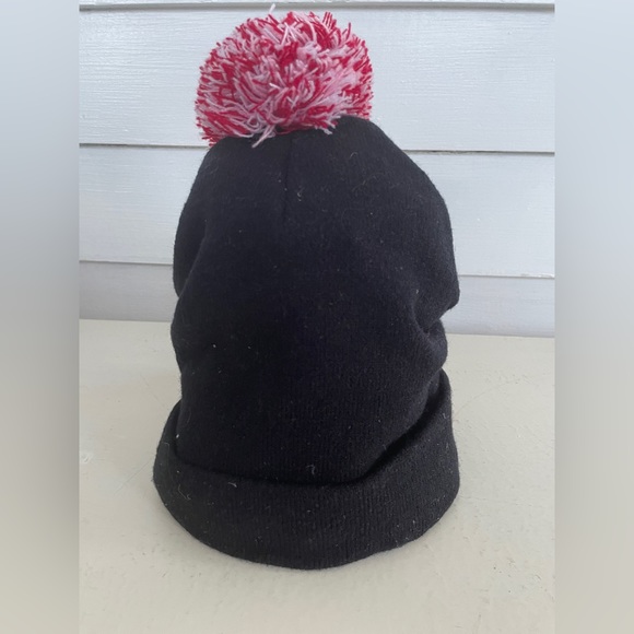 3/25 Black ‘Bite Me’ Gingerbread Man Toque - Picture 3 of 4